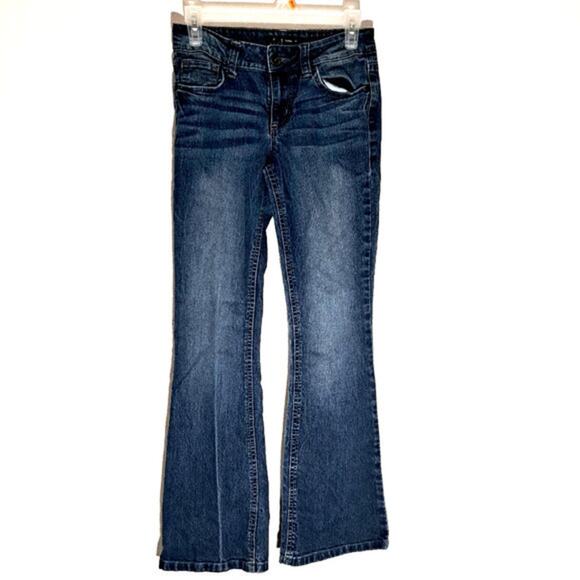 L.e.i Sophia hipster flare jeans size‎ 1 - Picture 1 of 4